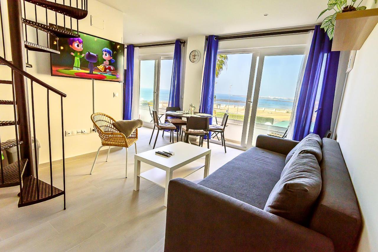 Oceanfront Duplex With A Rooftop Pool And Terrace El Puerto de Santa Maria Luaran gambar