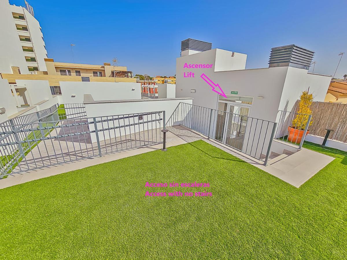 Oceanfront Duplex With A Rooftop Pool And Terrace El Puerto de Santa Maria Luaran gambar