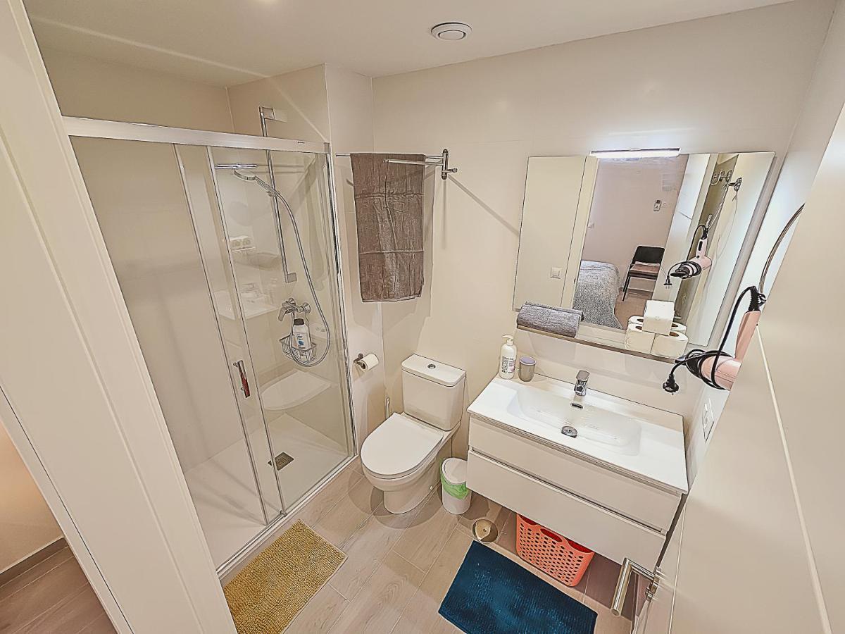 Oceanfront Duplex With A Rooftop Pool And Terrace El Puerto de Santa Maria Luaran gambar