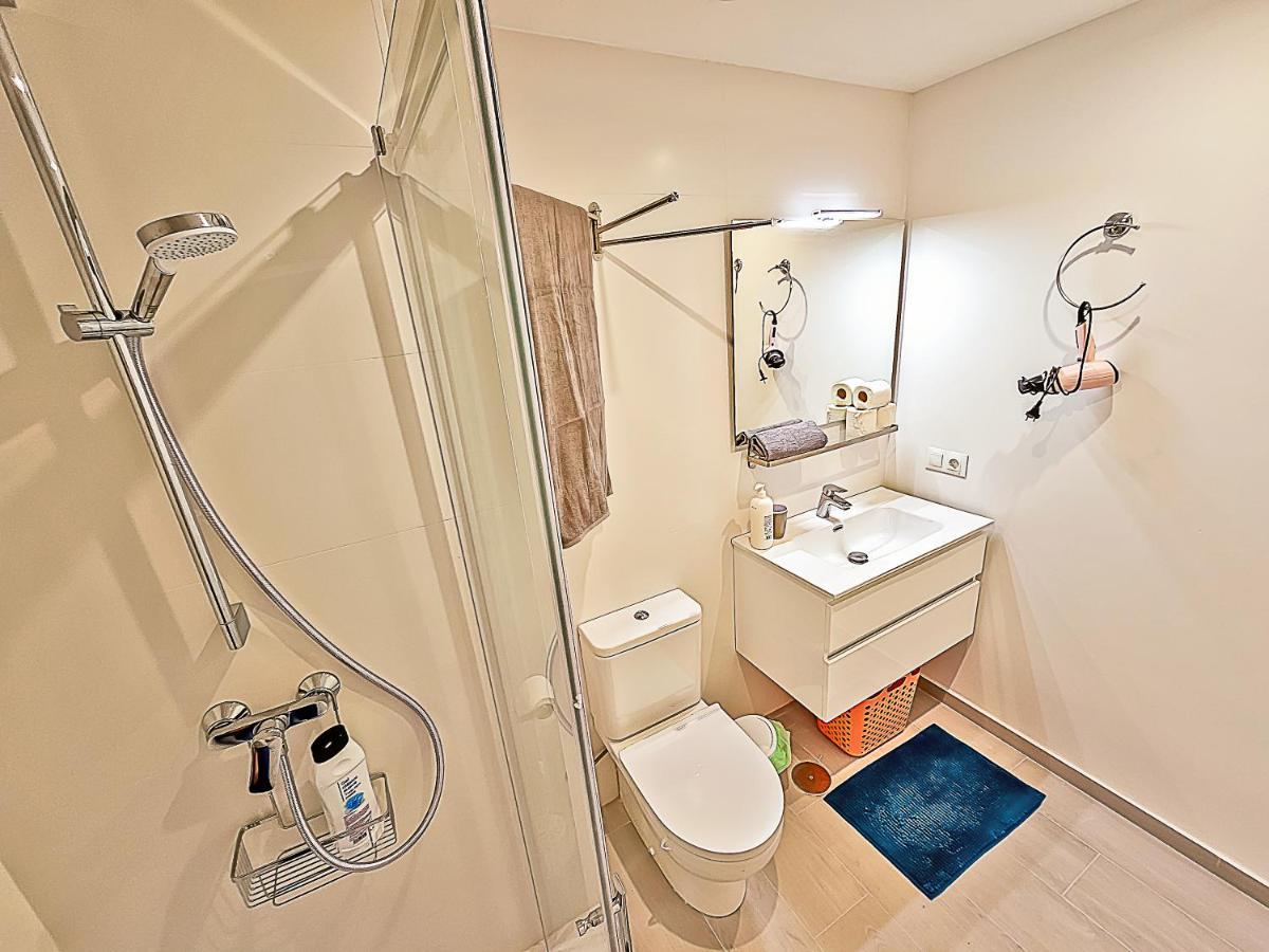 Oceanfront Duplex With A Rooftop Pool And Terrace El Puerto de Santa Maria Luaran gambar