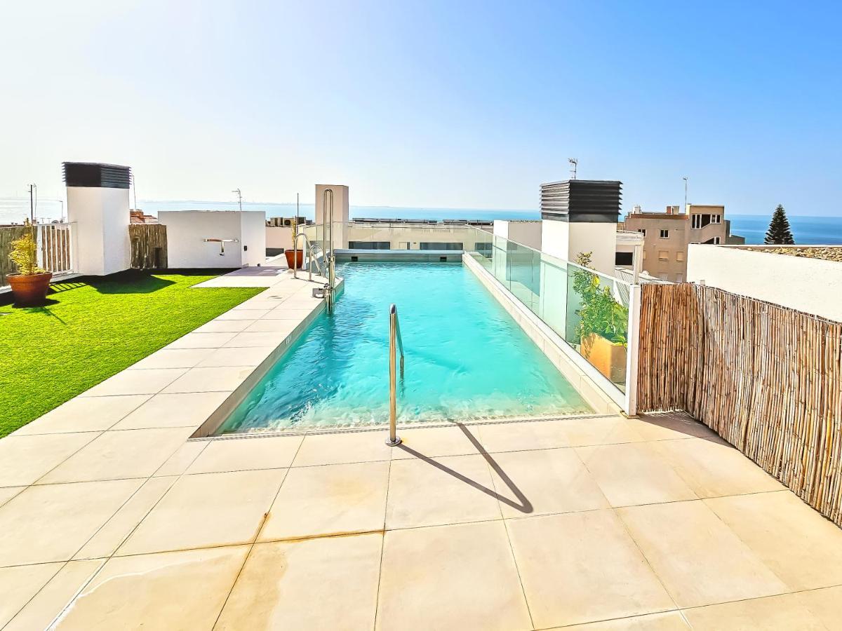 Oceanfront Duplex With A Rooftop Pool And Terrace El Puerto de Santa Maria Luaran gambar