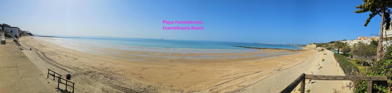 Oceanfront Duplex With A Rooftop Pool And Terrace El Puerto de Santa Maria Luaran gambar